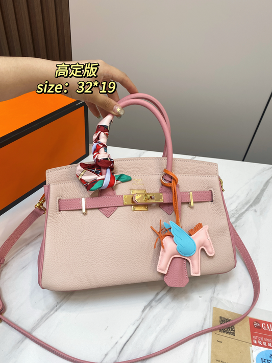 HEM120 New arrive fashion black white pink Ivory red brown Tan bag for woman hands bag beautiful gift to choose gift 32*19cm
