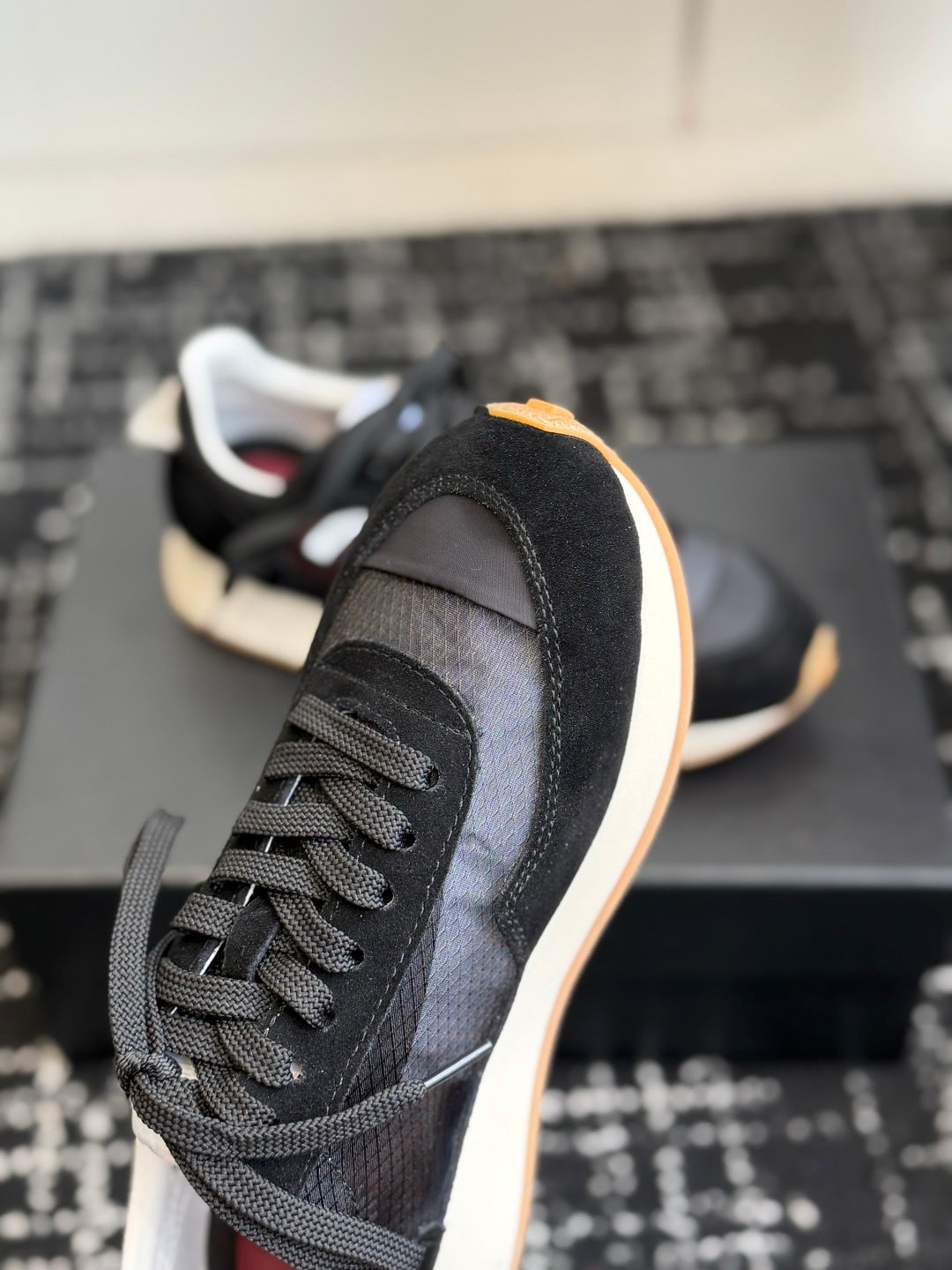 CEM258 New arrive fashion black and white color shose for woman beautiful gift to choose 3CM hight
