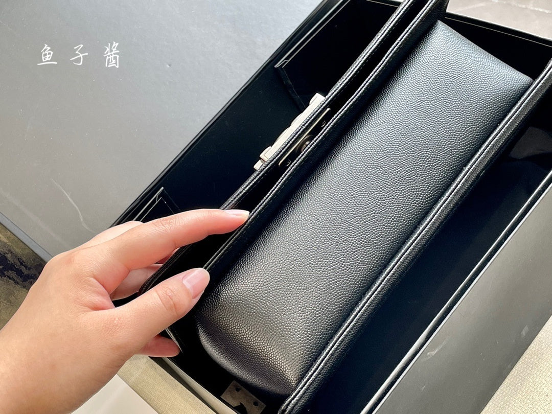 CEM11 New Arrive Hot Sale Black and Gold Color  Fashion Bag It Come with Box