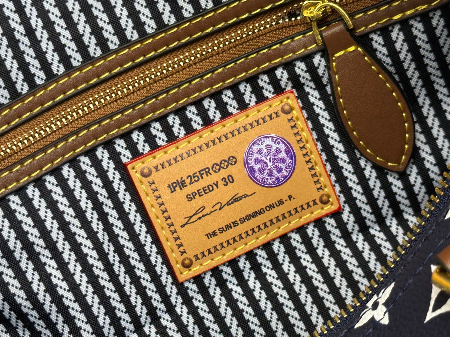 LEM291 designer bag free shipping Light luxury genuine leather High quality casual Boston bag versatile classic vintage handbag for woman 25cm