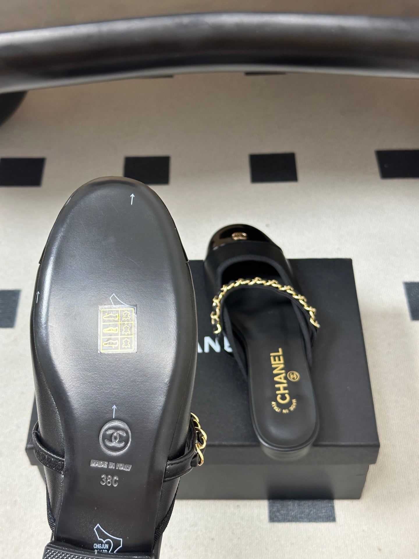 CEM257 New arrive fashion black and white color shose for woman beautiful gift to choose