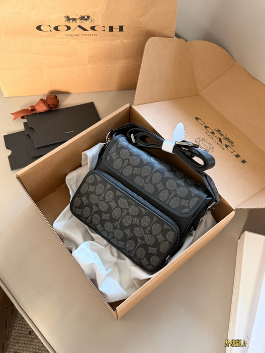 COEM02 New stylish black classic men's square bag, excellent gift options available 20.5*17cm