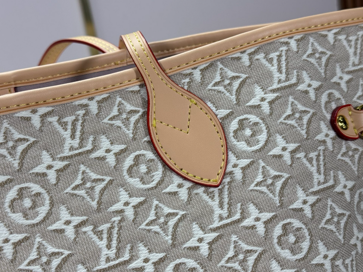 LEM621 New arrive fashion light gray bag for woman hands bag beautiful gift to choose gift 32×29×17cm