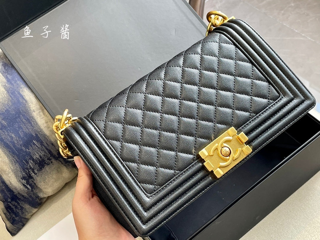 CEM11 New Arrive Hot Sale Black and Gold Color  Fashion Bag It Come with Box