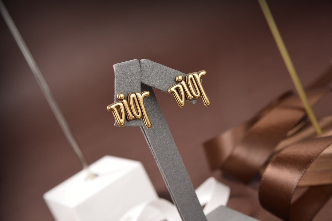 DEM47  New arrive fashion gold color earring  for woman beautiful jewelry to choose gift