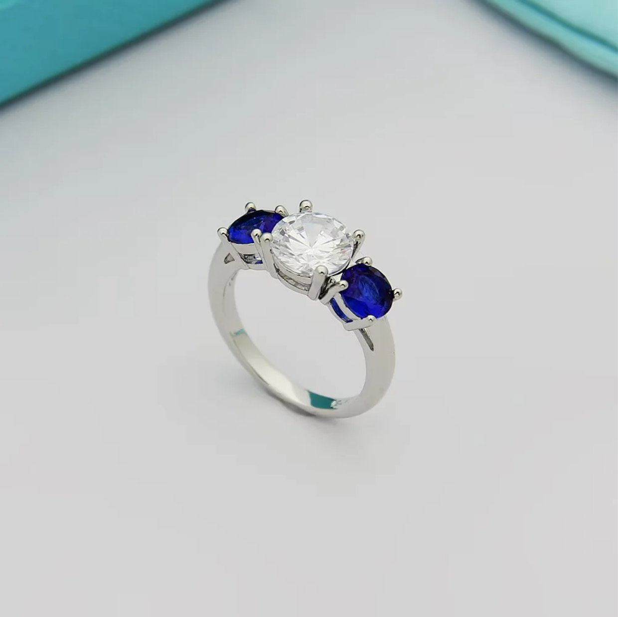 TEM37 Three-diamond Ring Couple White Diamond in Between Blue Diamond Ring Women's Diamond-studded Wedding Ring Women Couples Wedding Rings Bands Bague Femme