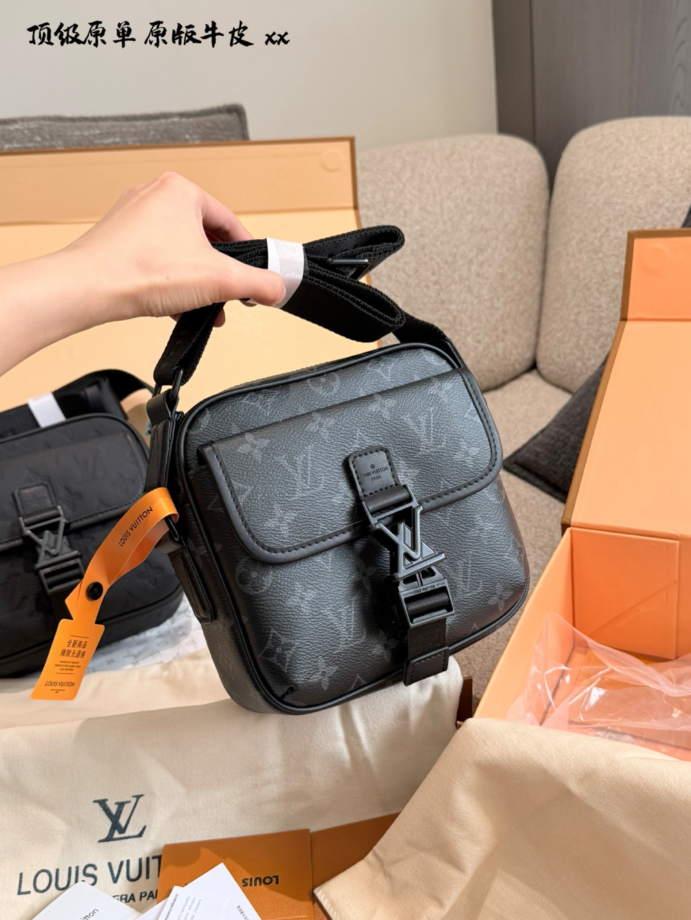 LEM640 New arrive fashion black bag for woman hands bag beautiful gift to choose gift 16×19cm