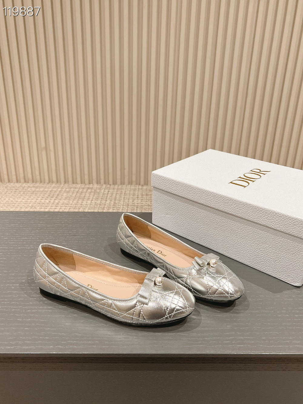 DEM346 Designer women's shoes women's flat shoes silver colors high quality sizes 35 to 42