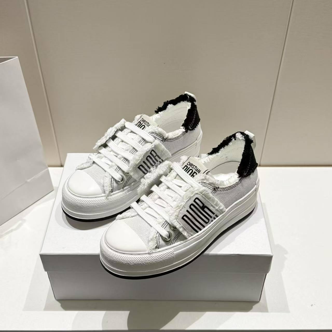 DEM231 esigner shoes sneakers designer shoes sneakers with box