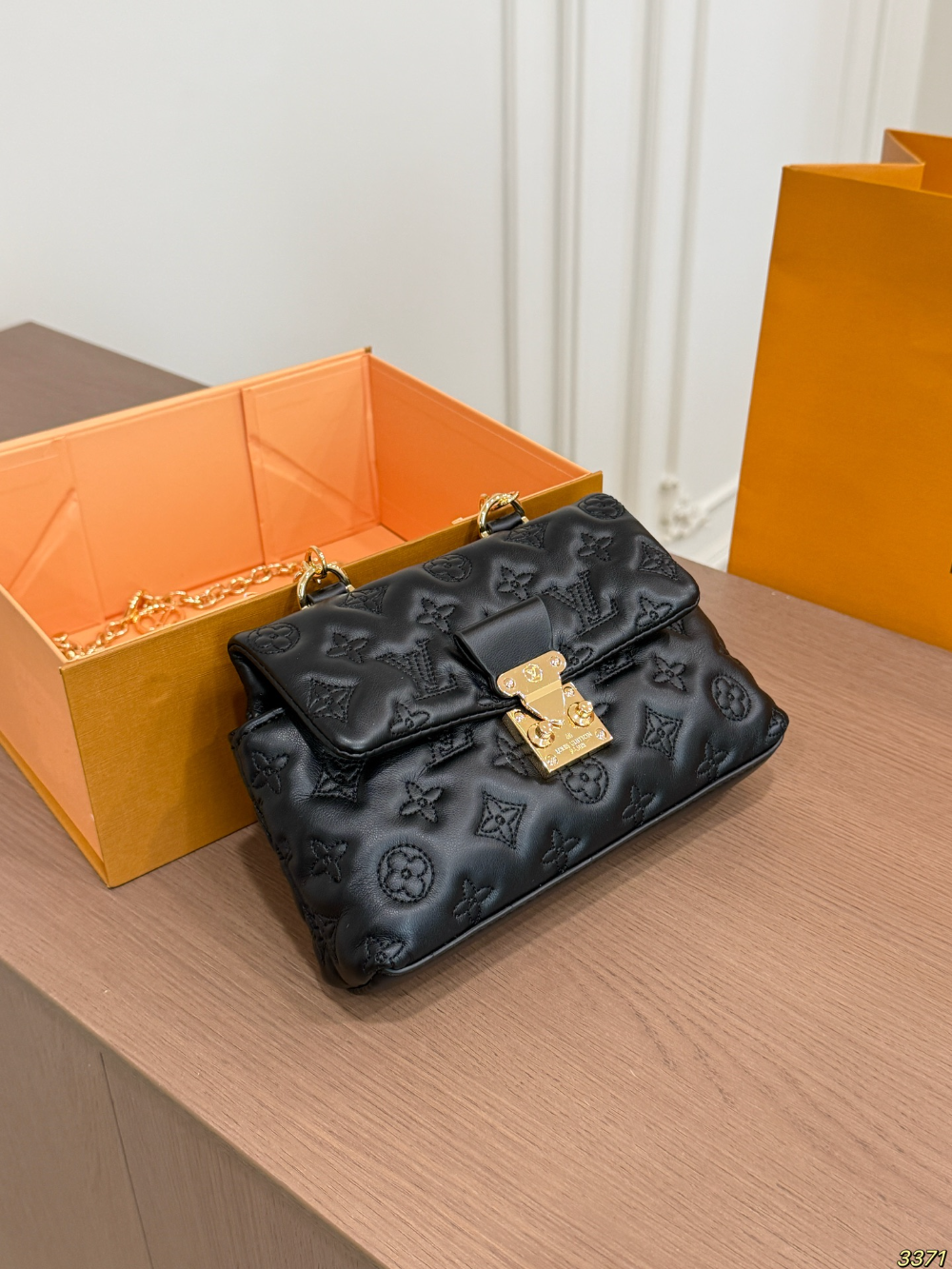 LEM555 New arrive fashion black white yellow pink color bag for woman beautiful gift to choose size 20*12CM