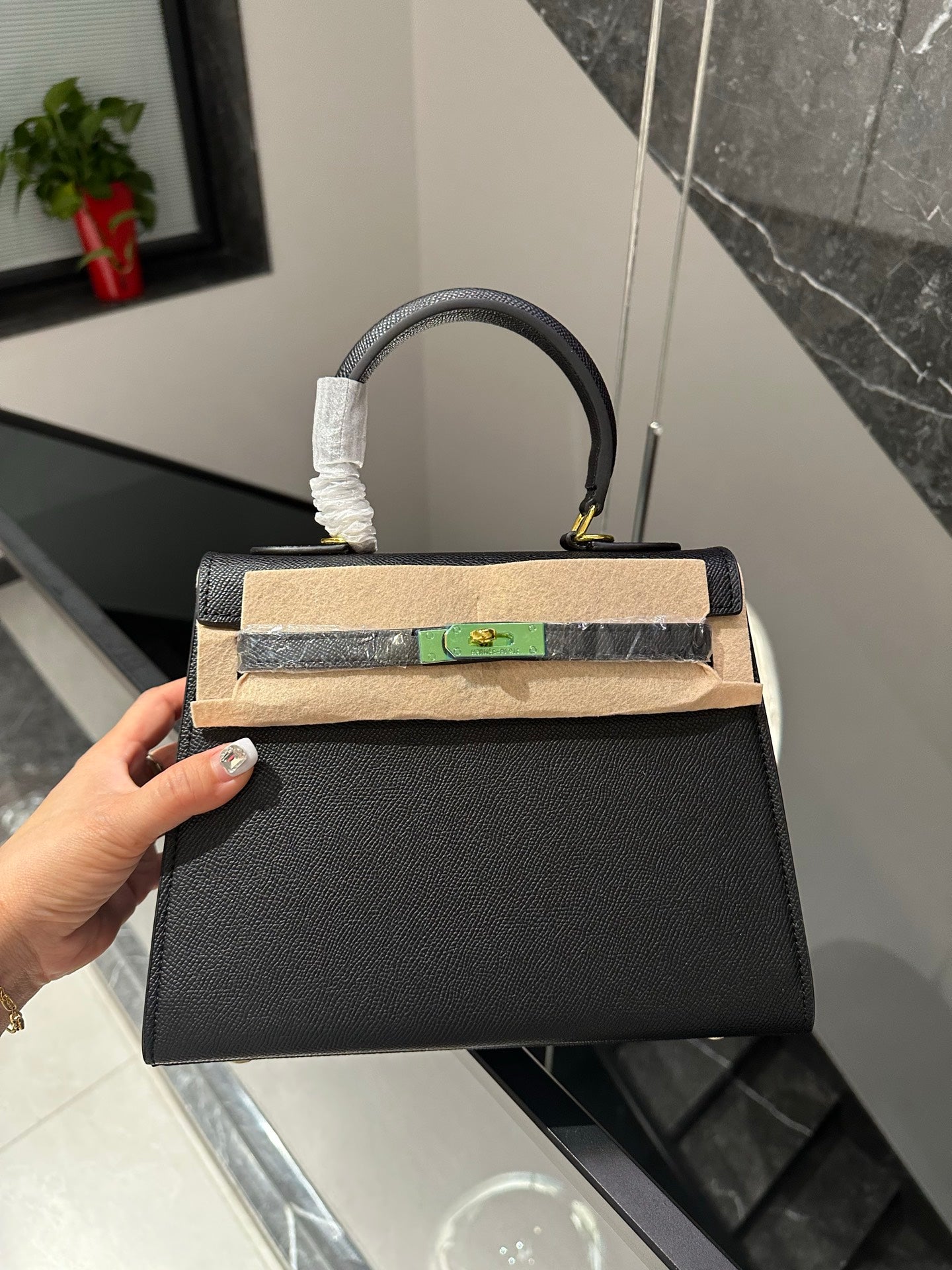 HEM96 designer Shoulder Bags New Handheld Solid Color High Quality Womens Bag Genuine Leather Crossbody Stewardess 25CM 28CM