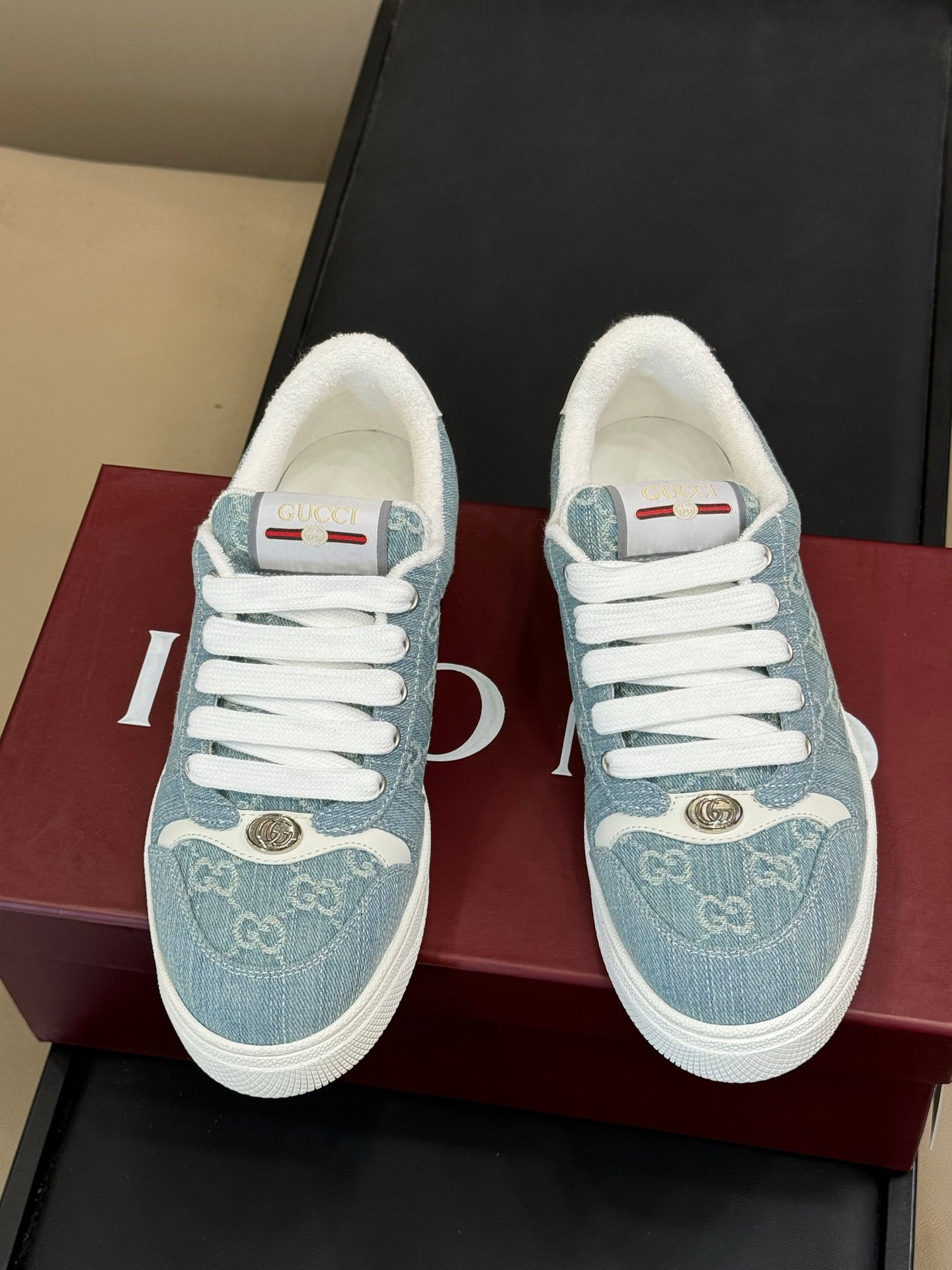 GEM119 New arrive fashion blue color shose for woman men beautiful gift to choose gift