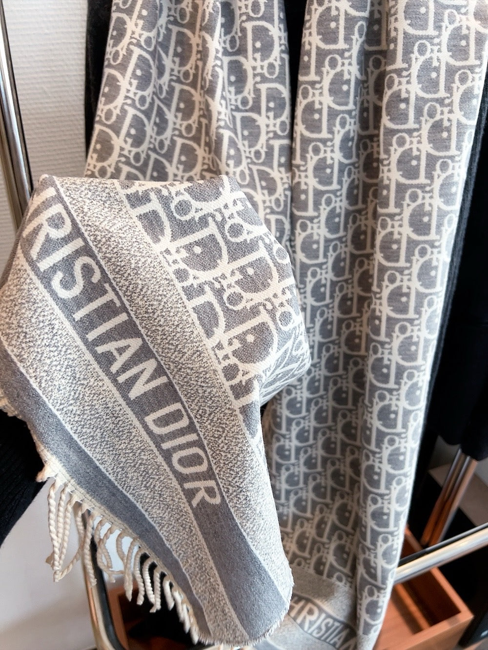 DEM295 new arrive Hot sale  brown color fashion beautiful scarf for woman gift to choose