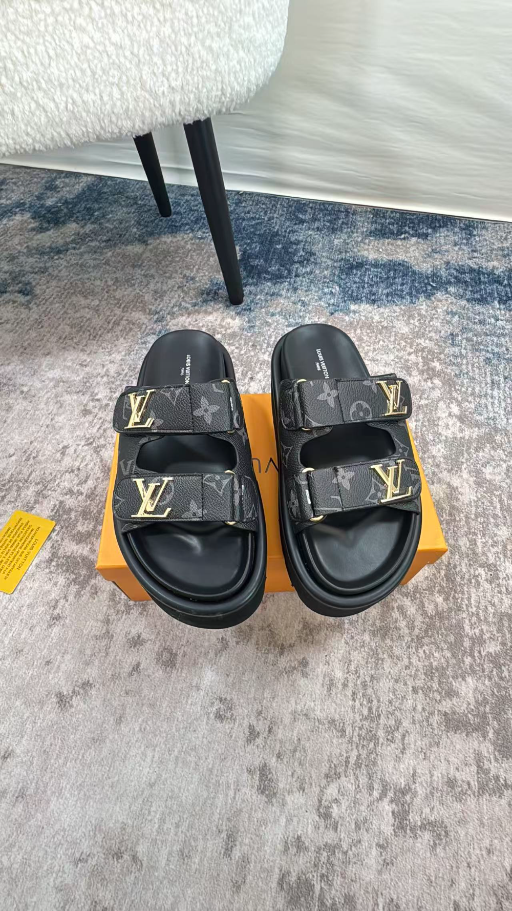 LEM500 New arrive fashion black brown shose for woman beautiful Slippers gift to choose