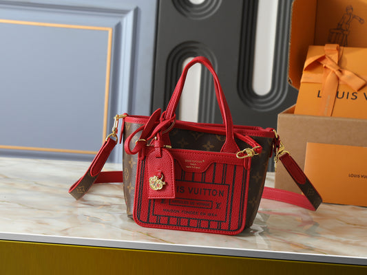 LEM495 New arrive fashion red bag for woman hands bag beautiful gift to choose gift 2 size