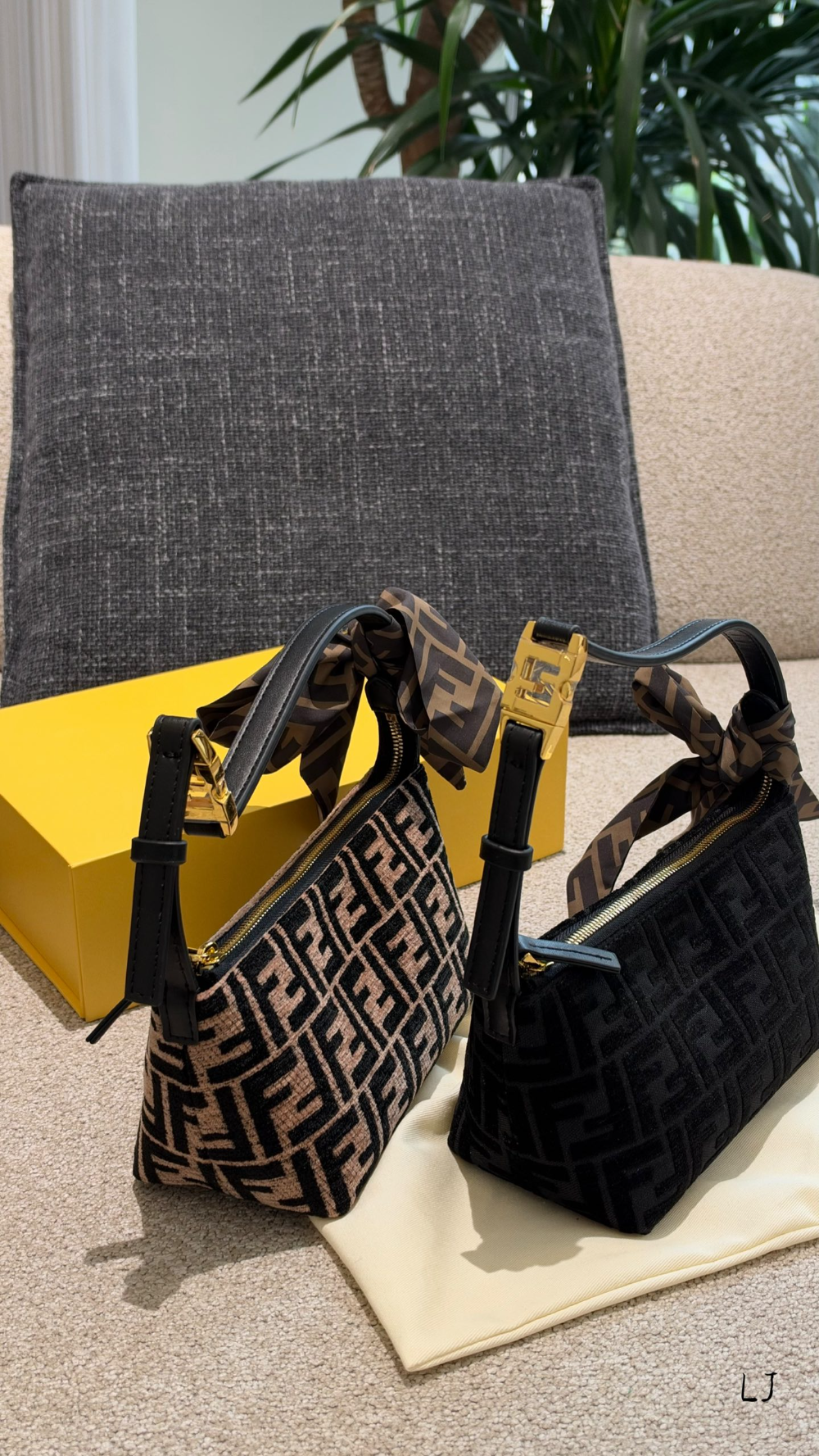 FEM37 New arrive fashion  white black pink orange dark brown green bag for woman hands bag beautiful gift to choose gift