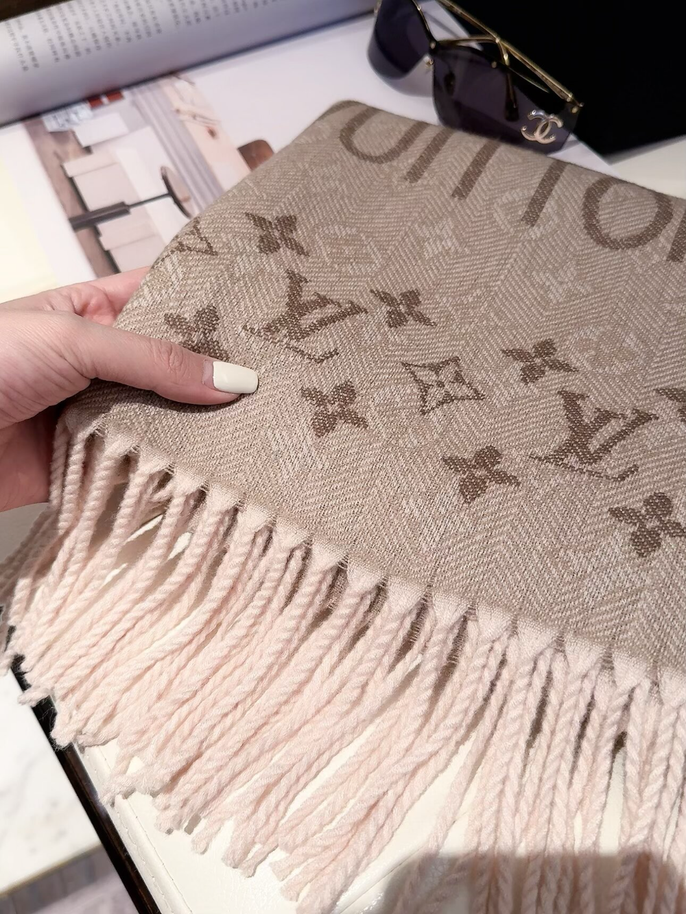 LEM605 new arrive  Hot sale brown apricot color color fashion beautiful  scarf  for woman gift  to choose