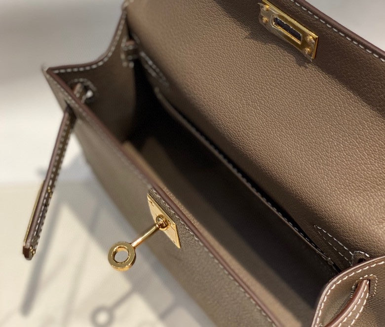 HEM93 TOP Original Top-grade original single-layer leather New Genuine Leather Women's Crossbody Stewardess 19CM