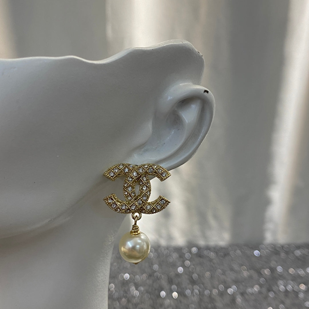 CEM224 New Arrive Fashion  Hot Sale  with Full Diamond Earring  for Woman Jewelry To Choose Gift