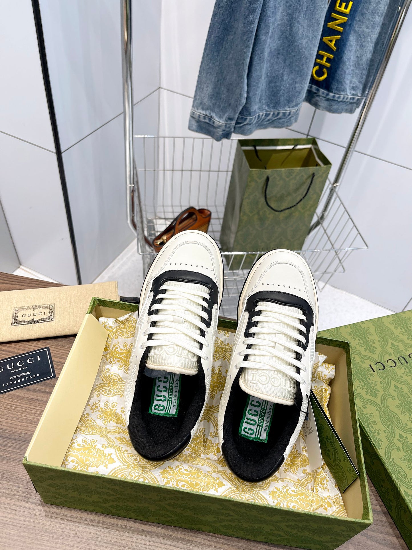 GEM115 Designer Casual shoes for Men flat sneakers lows skateboard shoe Triple black blue Active Laser fashion mens womens outdoor trainer