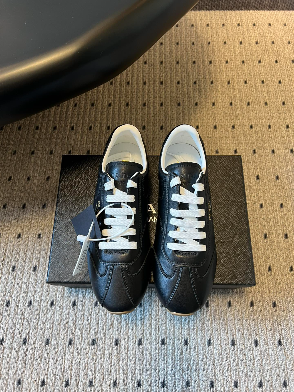 PEM06  New multi-color selection of casual shoes Lightweight and versatile suitable for both work and sports High-quality