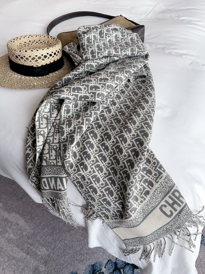 DEM380 new arrive  Hot sale grey brown color fashion beautiful  scarf  for woman gift  to choose