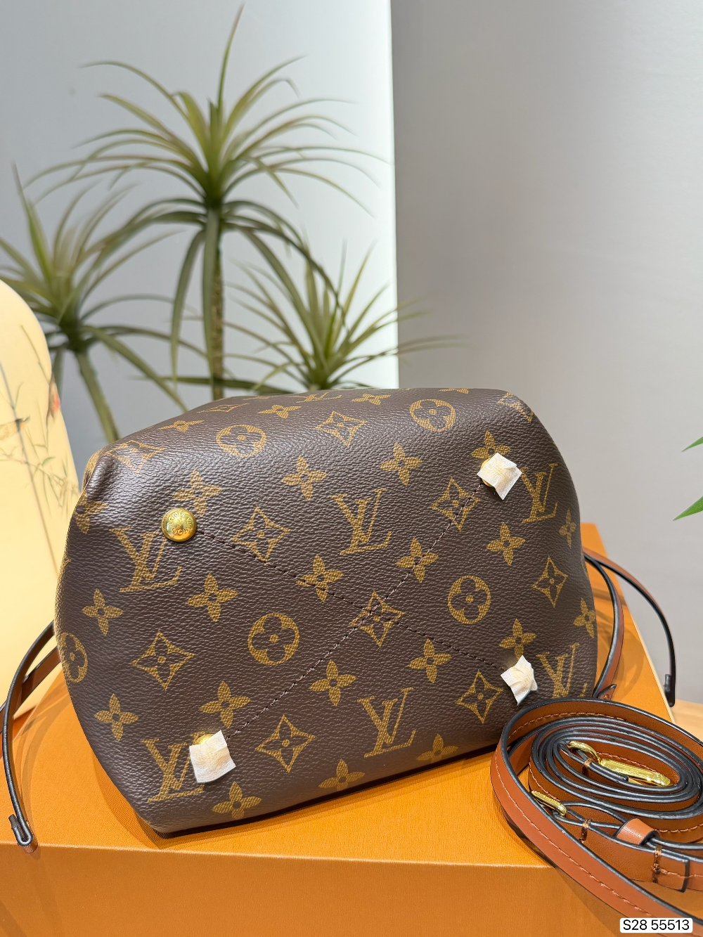 LEM538 New arrive fashion brown color bag for woman beautiful gift to choose gift size to choose 18*21cm