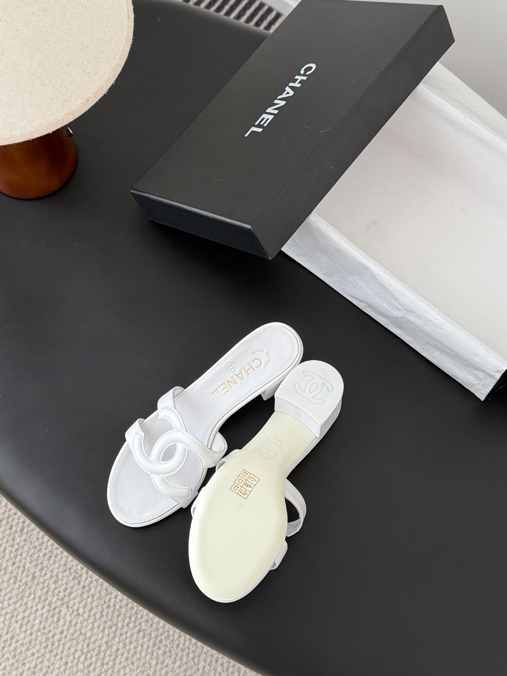 CEM312 New trendy slippers featuring a simple double-ring design are elegant and versatile perfect for summer and available in multiple colors