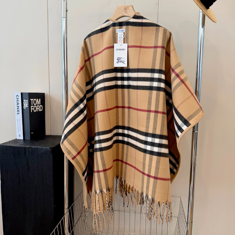FEM32 new arrive  Hot sale yellow color fashion beautiful  scarf  for woman gift  to choose 140x 140cm
