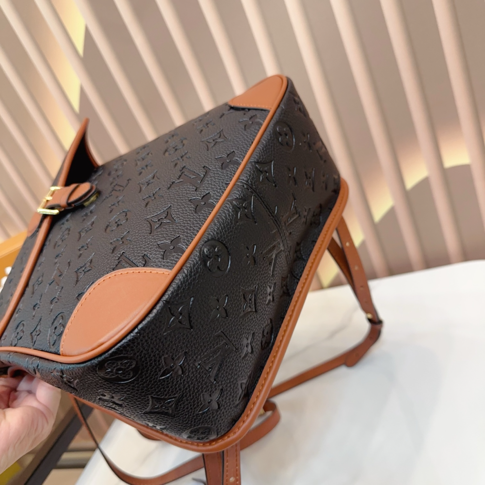 LEM613 New arrive fashion black white color bag for woman beautiful gift to choose 25×31cm