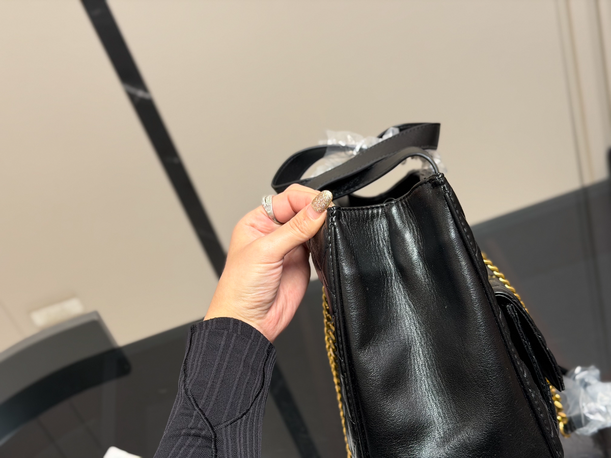 CEM373 New arrive fashion black color bag for woman beautiful gift to choose 34*25cm