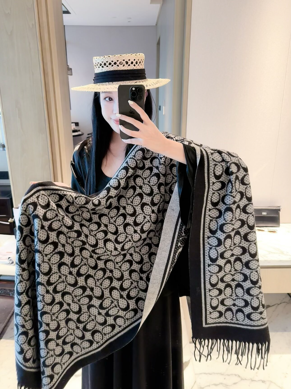 COEM18 new arrive  Hot sale grey black color fashion beautiful  scarf  for woman gift  to choose