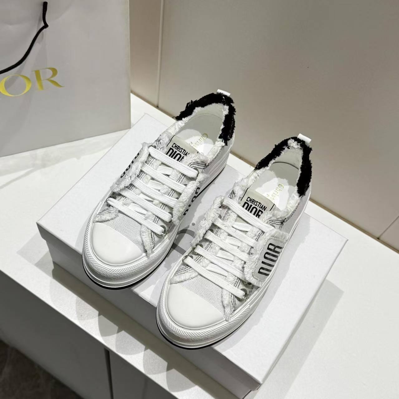 DEM231 esigner shoes sneakers designer shoes sneakers with box