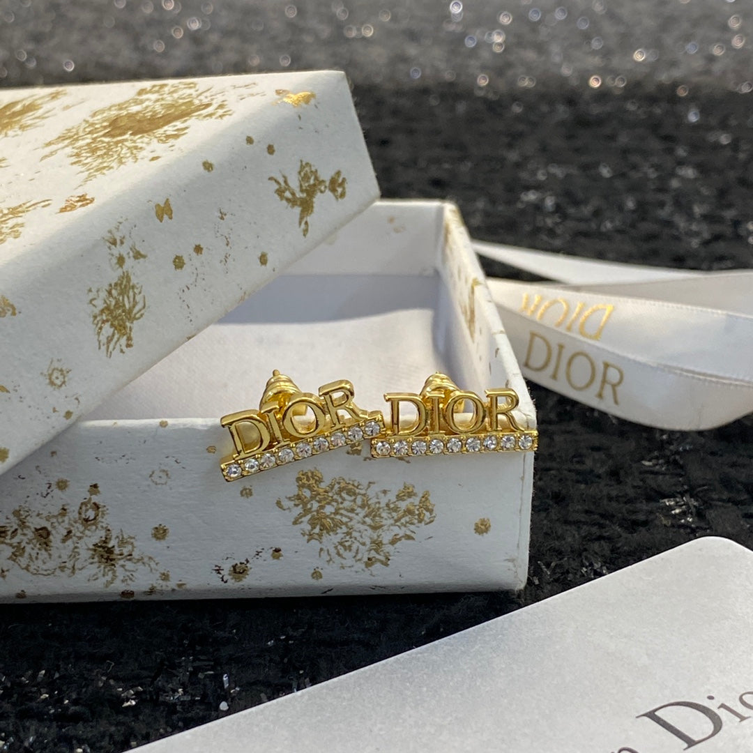 DEM244 New Arrive Fashion  Hot Sale  with Colored Diamond Earring  for Woman Jewelry To Choose