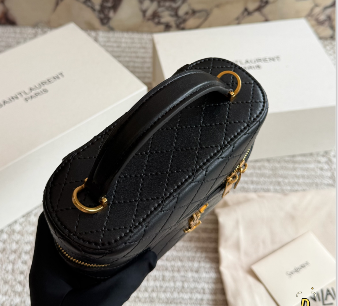 SEM09  New Arrive Fashion Black Color Handbag for Woman  Beautiful Gift To Choose Gift