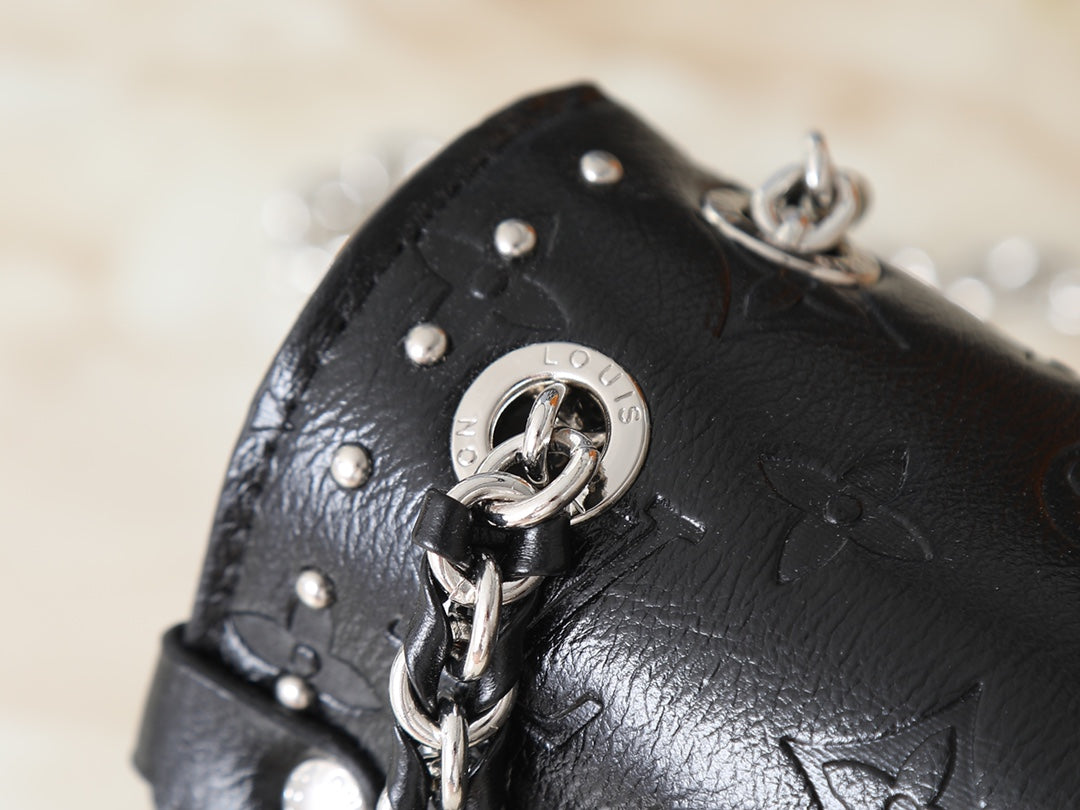 LEM337  Hot sale fashion black bag for woman hand bag beautiful gift  27 x 16 x 8cm size