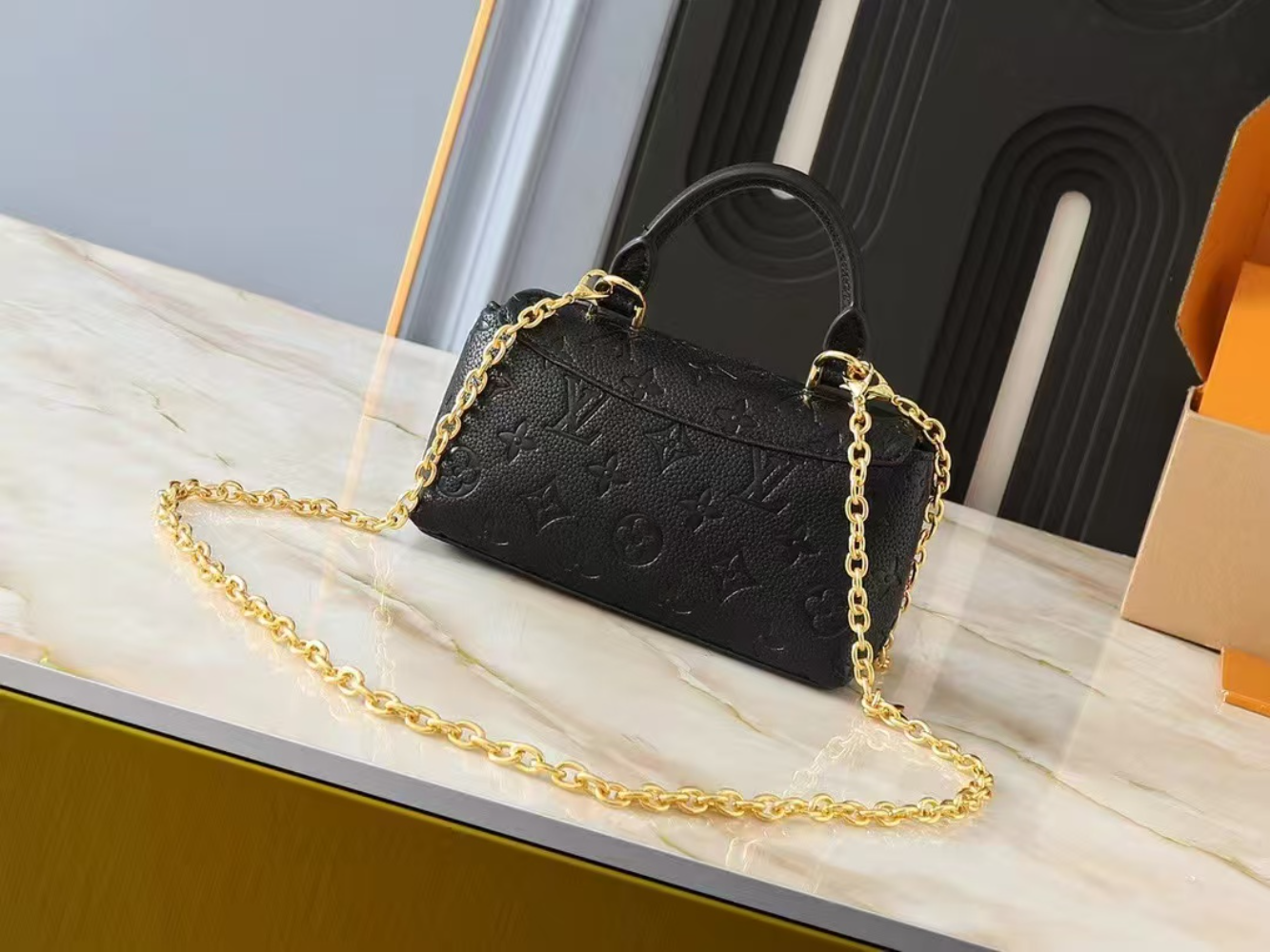 LEM456 New arrive fashion black bag for woman hands bag beautiful gift to choose gift 12.5 x 6 x 21cm