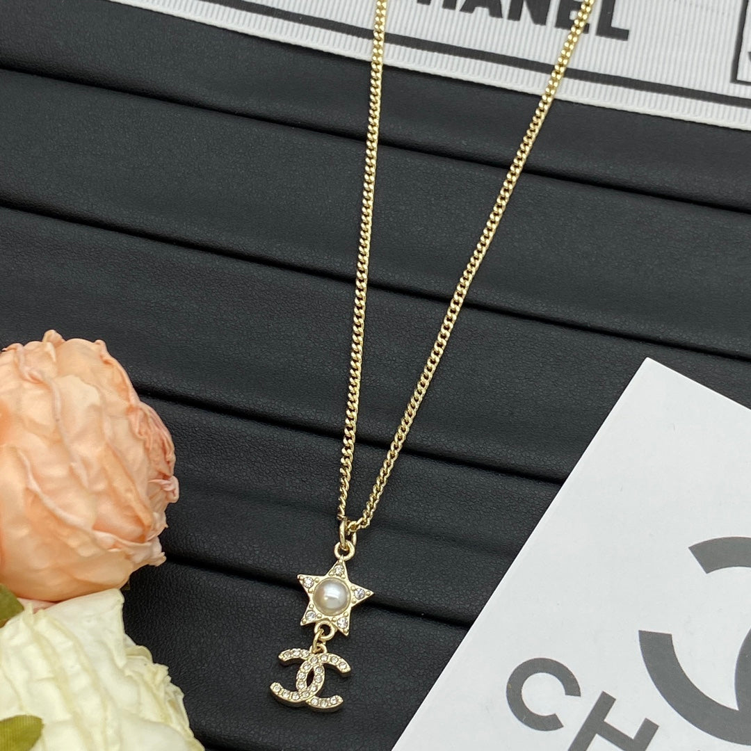 DEM294 New Arrive Fashion  Hot Sale  with Diamond Pearl Necklace for Woman Jewelry To Choose Gift