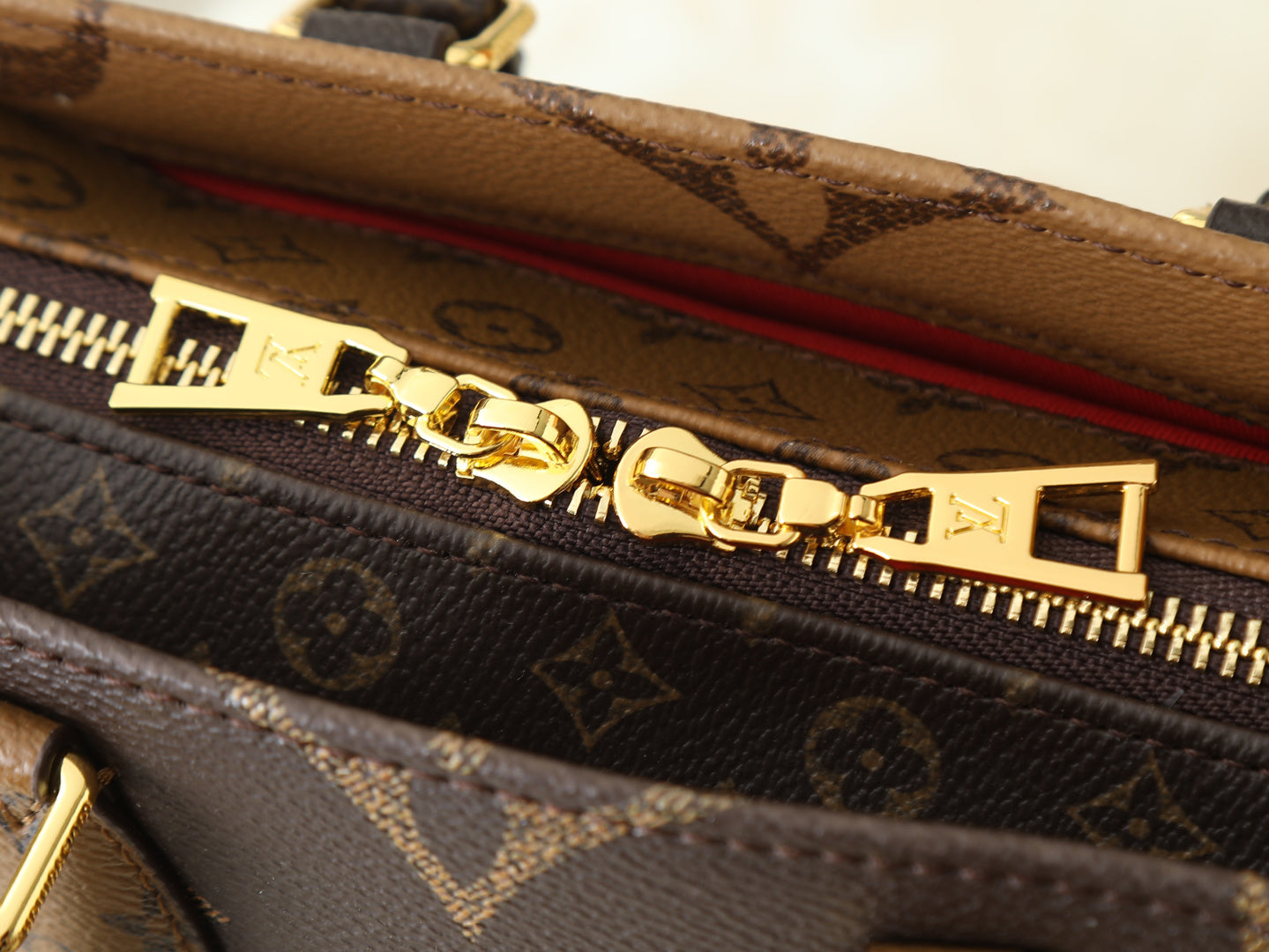 LEM433 New arrive fashion black brown bag for woman hands bag beautiful gift to choose gift 25.0 x 13.0 x 10.0 cm