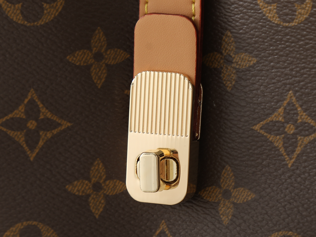 LEM439 New arrive fashion brown  bag for woman hands bag beautiful gift to choose gift 2 size