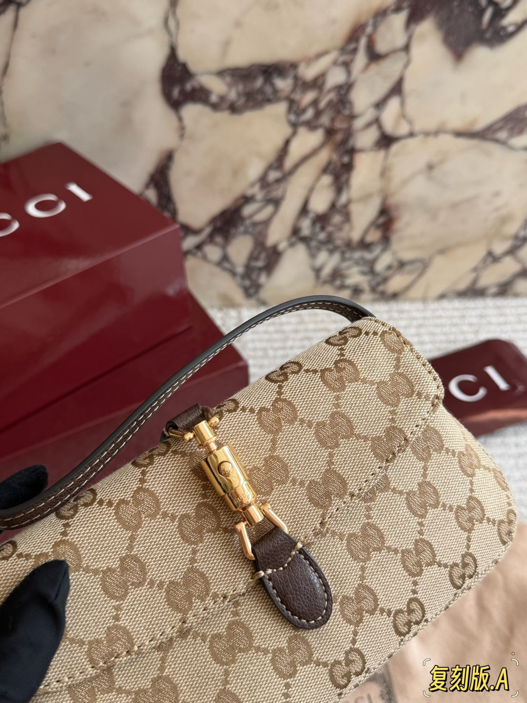 GEM188 New arrive fashion  khaki color bag for woman beautiful gift to choose gift size to choose 21*11cm