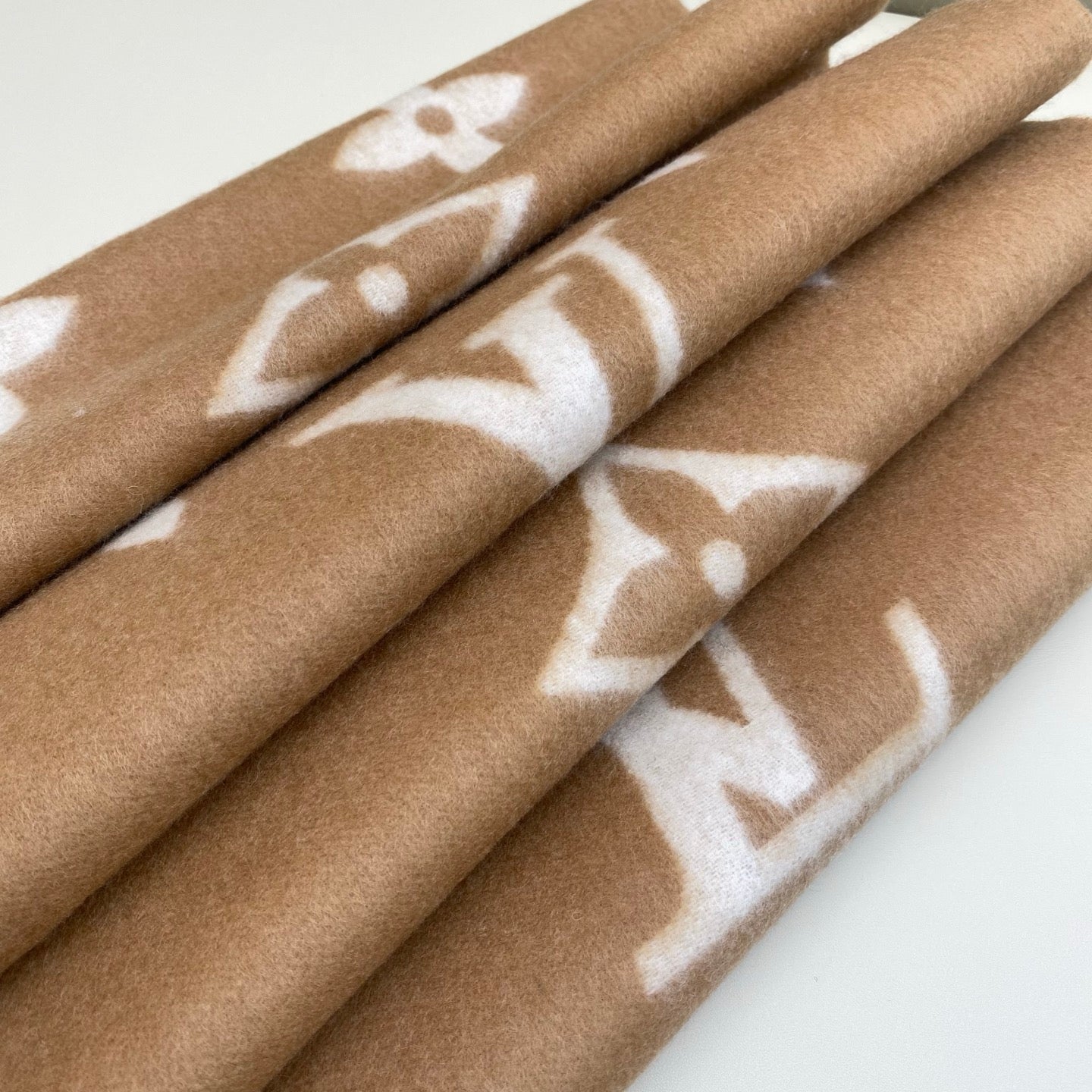 LEM317 New arrive fashionThe scarf for woman man beautiful gift