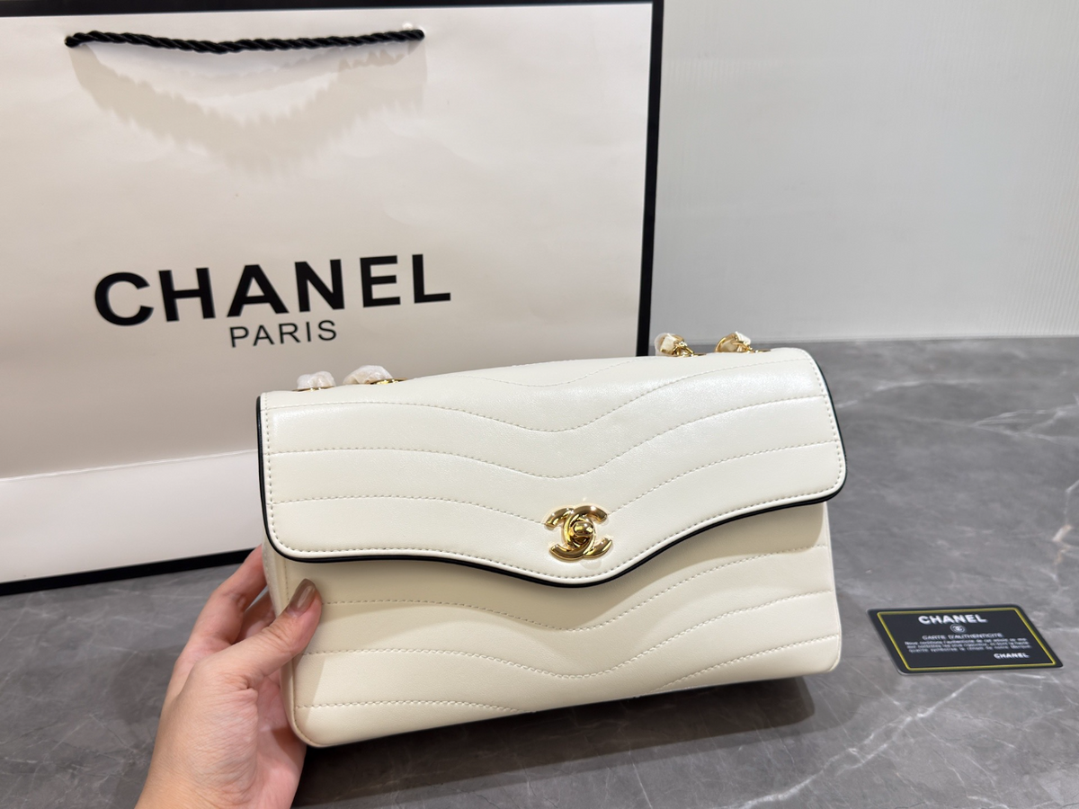 CEM482 New arrive fashion  red black white orange bag for woman hands bag beautiful gift to choose gift 25 *16 cm