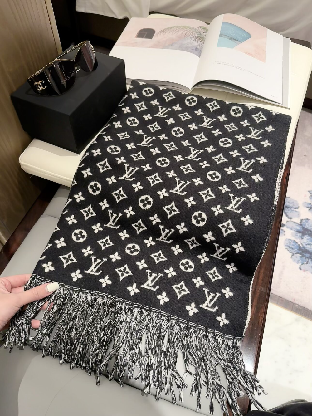 LEM548 new arrive  Hot sale black pink color fashion beautiful  scarf  for woman gift  to choose size 180*60cm