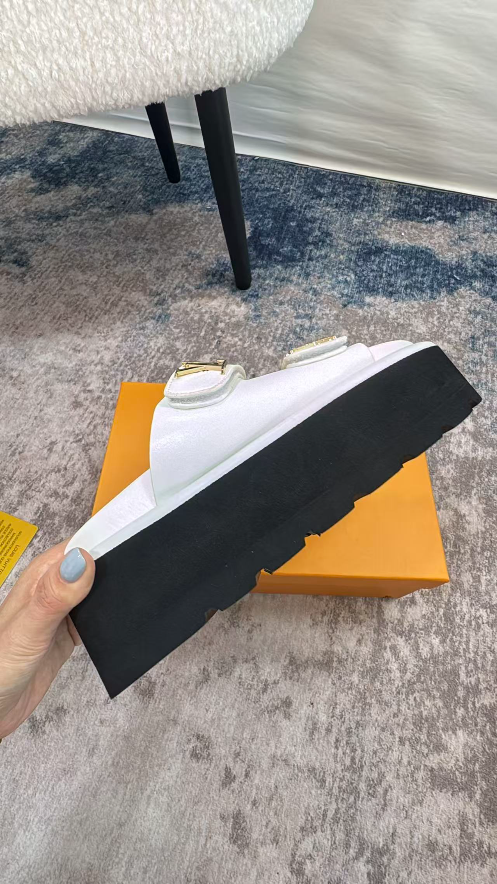 LEM502 New arrive fashion black white shose for woman beautiful Slippers gift to choose