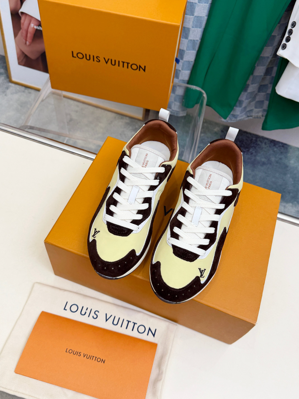 LEM551 New fashionable dark brown yellow women's shoes men's shoes available in various colors beautiful slippers excellent gift item size 39 to 46