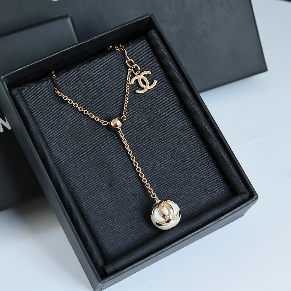 CEM474 Titanium steel  Hot sale fashion Necklace for woman black white color jewelry  for woman gift