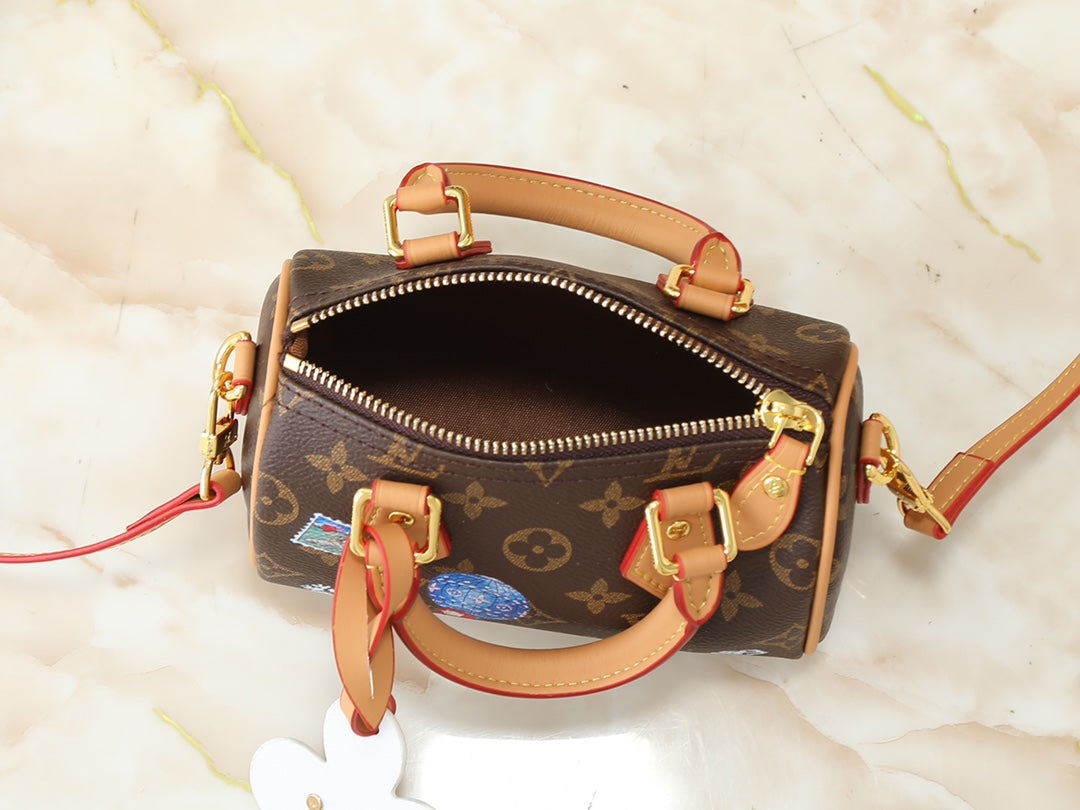 LEM338 Designer bags Mini Pillow Rowan Fashionable Crossbody Rowan Boston Pillow Bag 16 x 10 x 7.5cm