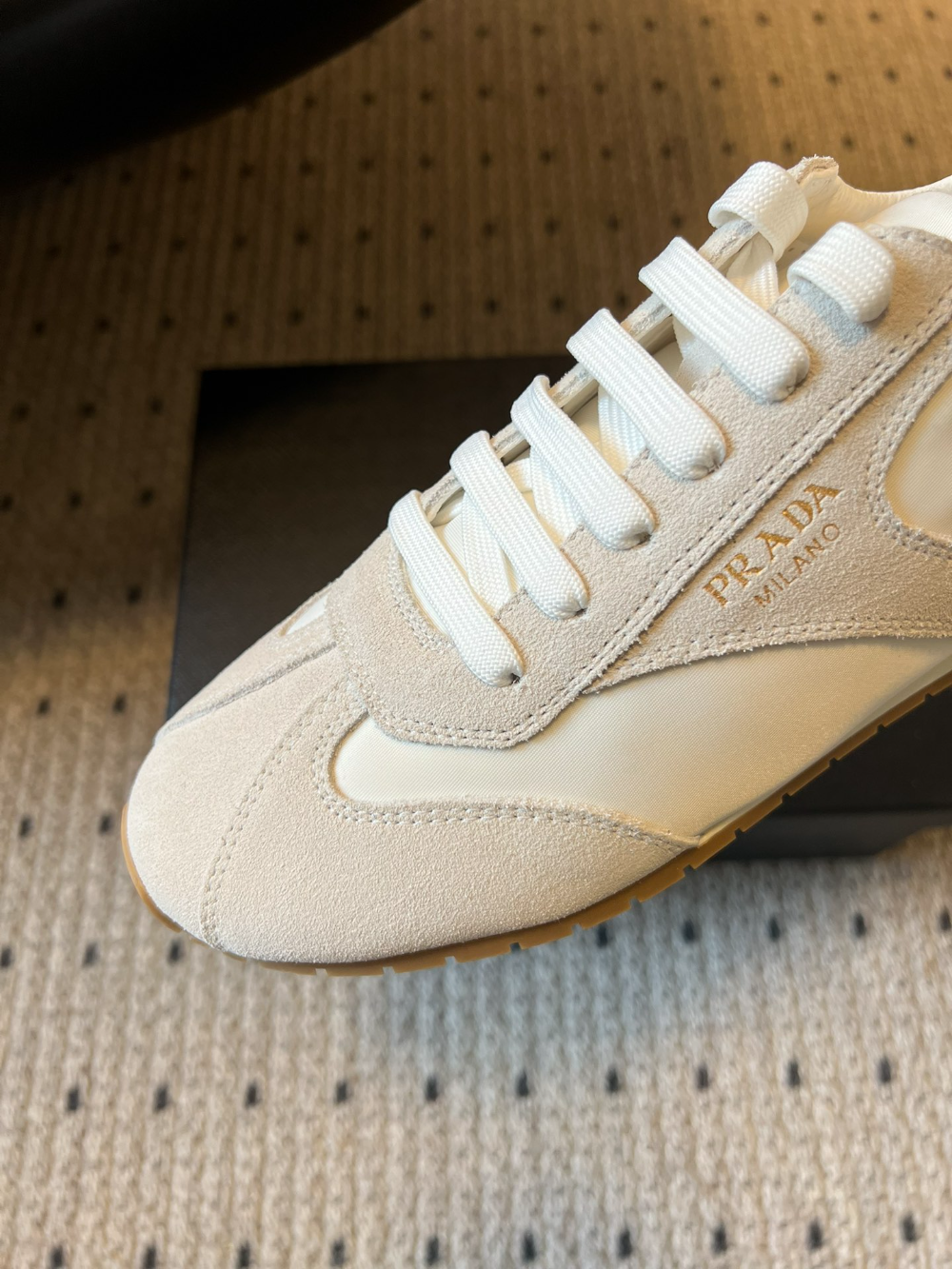 PEM06  New multi-color selection of casual shoes Lightweight and versatile suitable for both work and sports High-quality