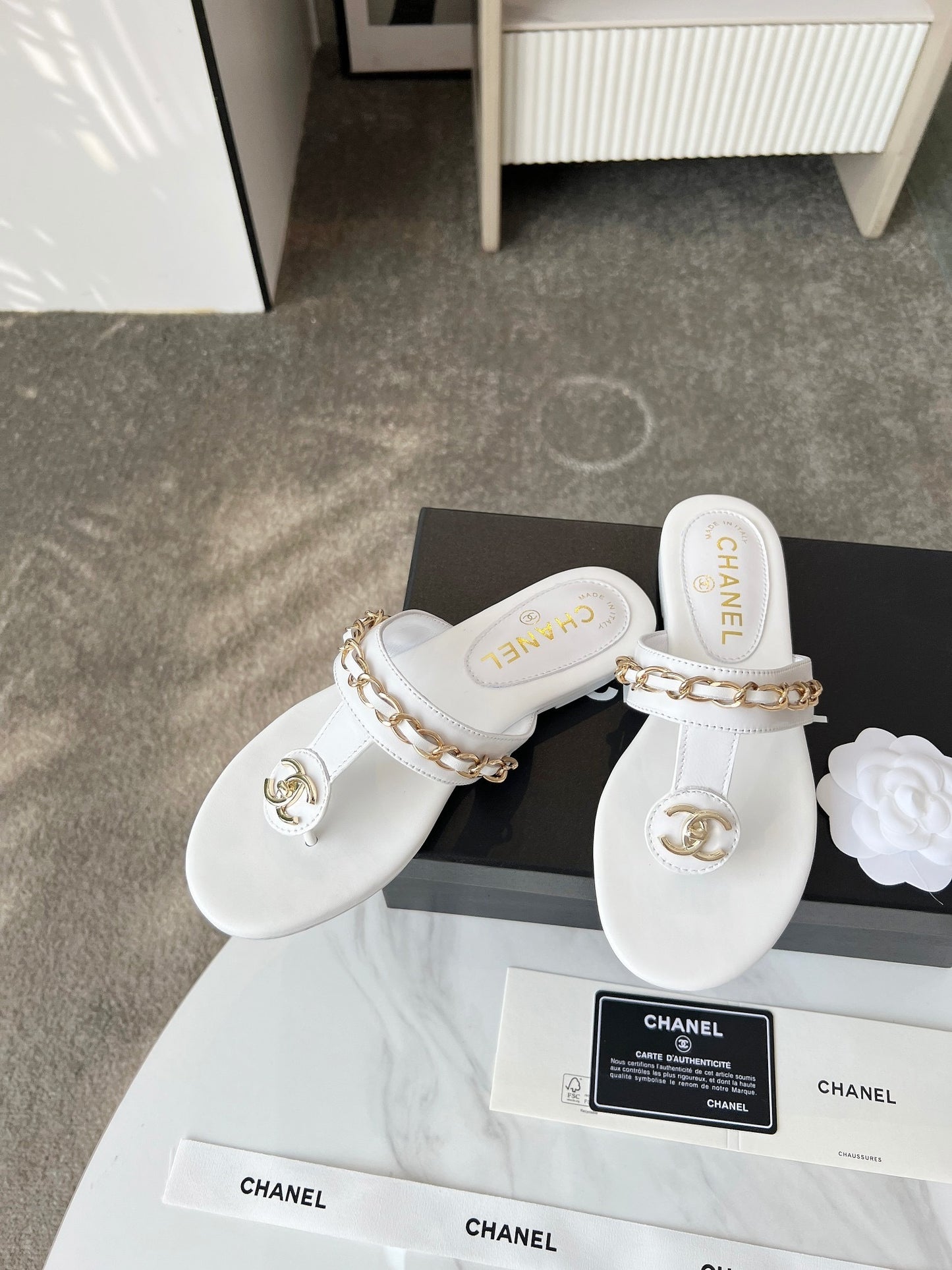 CEM171 Plus Size Open-Toe Pearl Flat for Women Summer Fashion Square Toe Solid Color Thick Sole Slippers